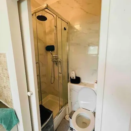 *paris* Petit Studio Emeraude Apartmán